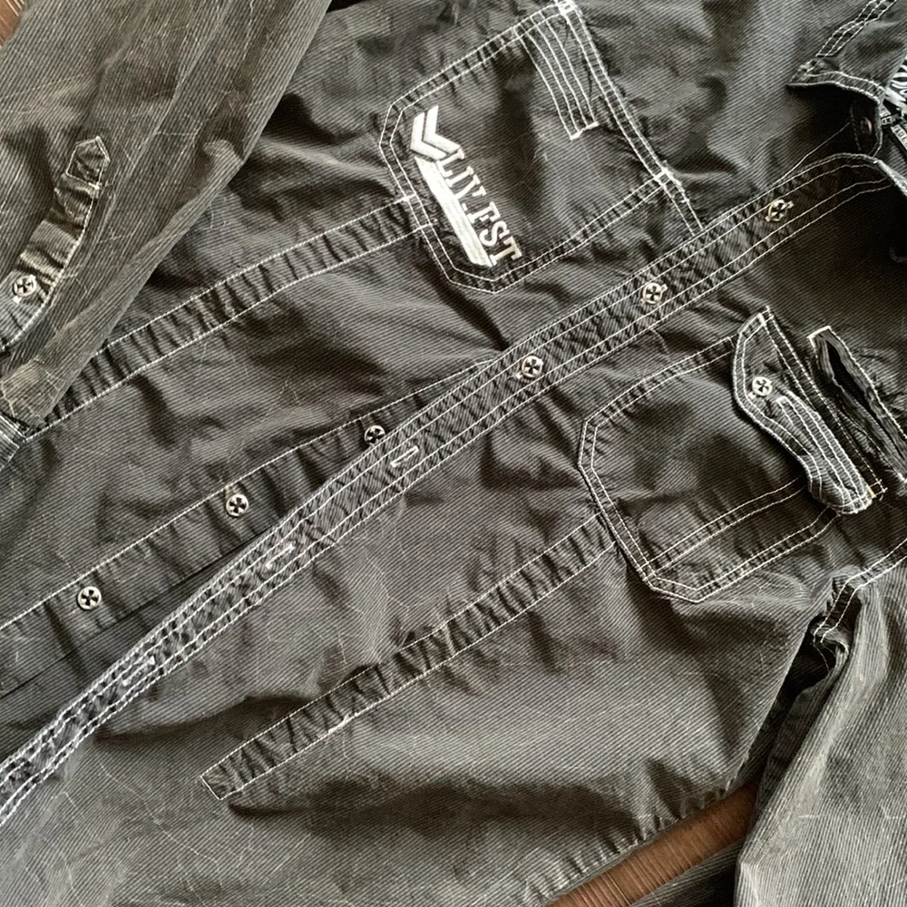 Affliction Men’s Button front distressed corduroy shirt. Size Medium. $FIRM$ - Picture 4 of 11